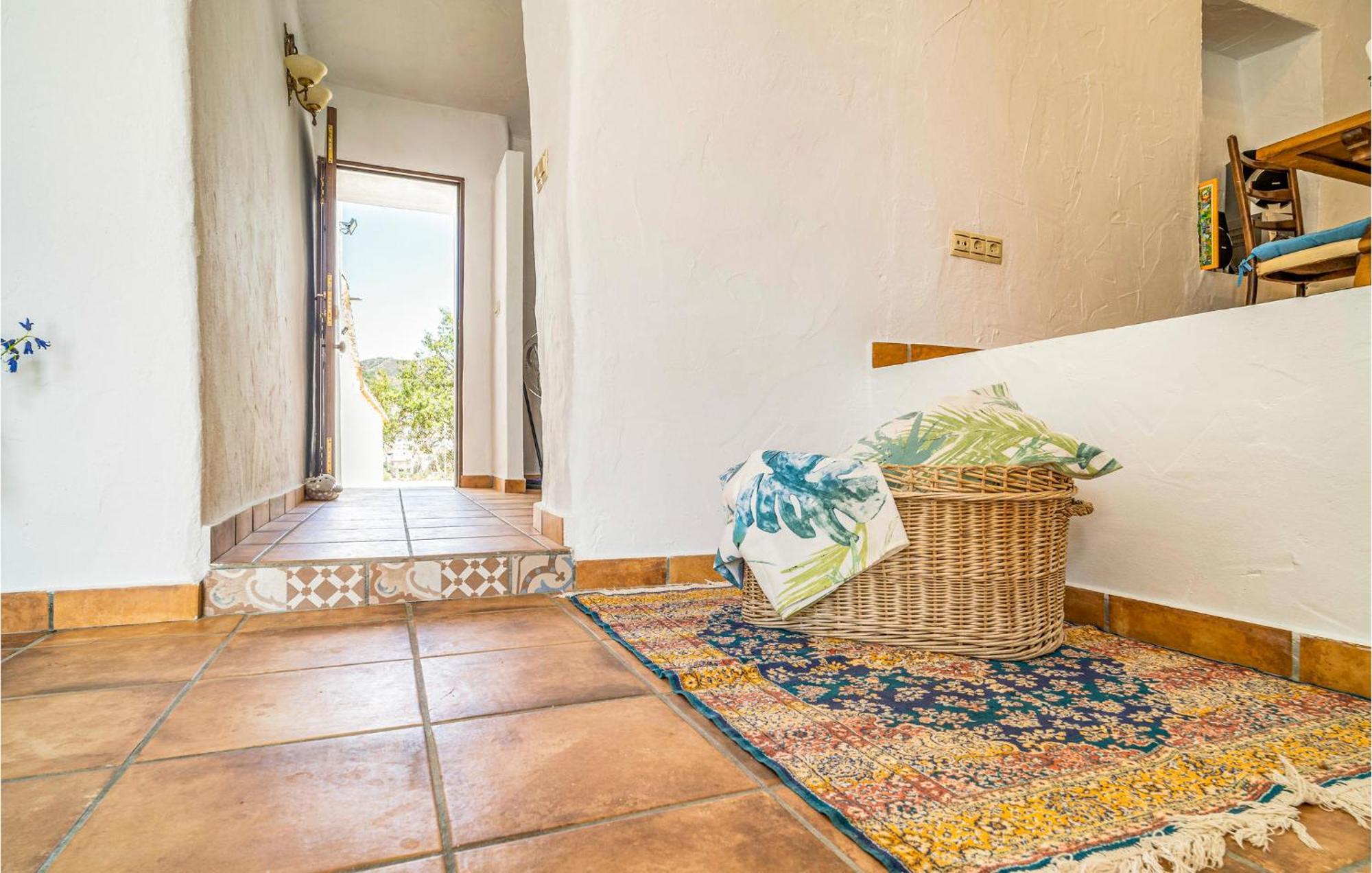 Gorgeous Home In Cajiz With Wifi Cajís Esterno foto